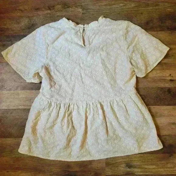 Roolee Flower Embroidered Blouse Size Medium - Picture 8 of 8